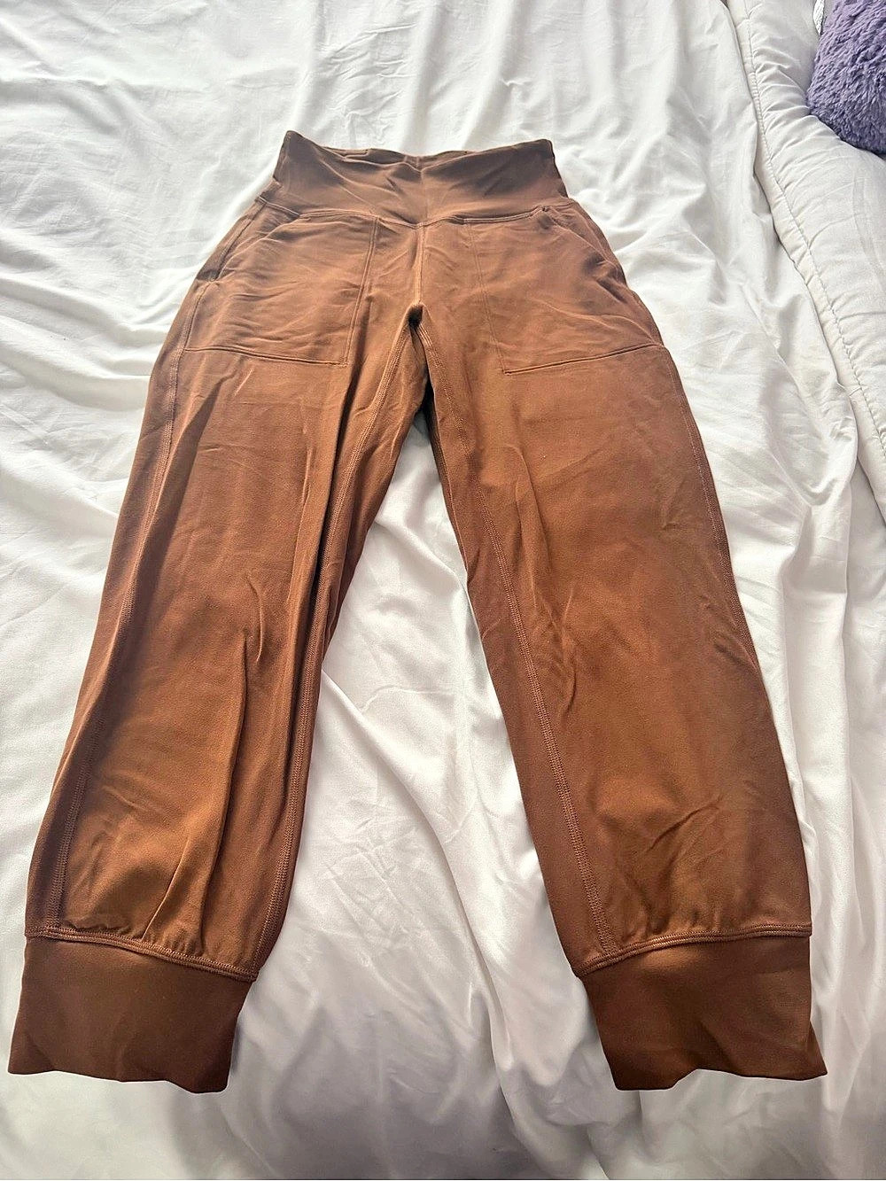 Lululemon cropped align joggers